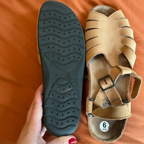 Teva leather sandals - Picture 4 of 4